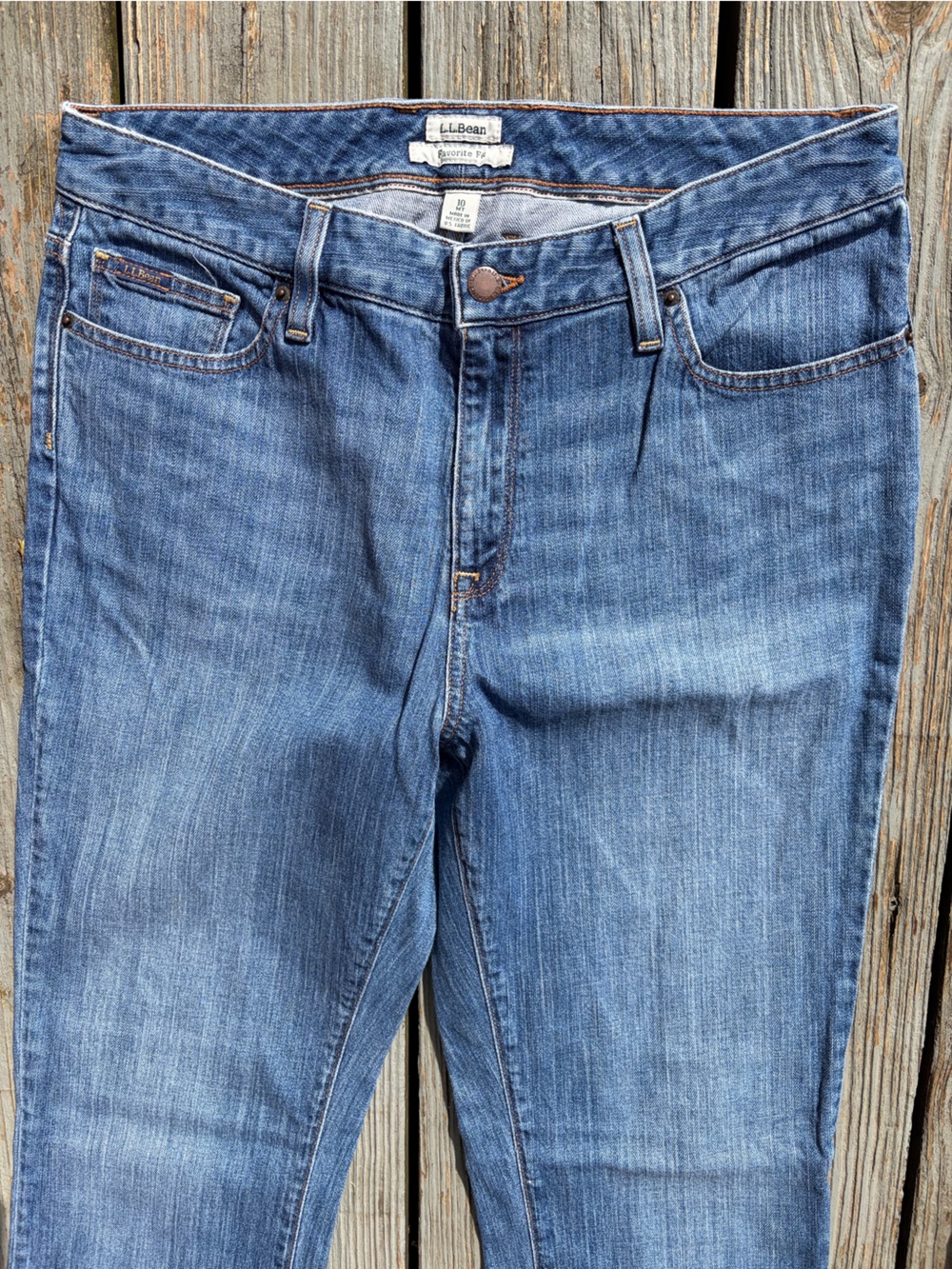 L.L. Bean Medium Blue Flare Jeans 10MT Favorite Fit - Picture 4 of 12